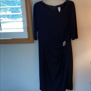 Sangria black dress